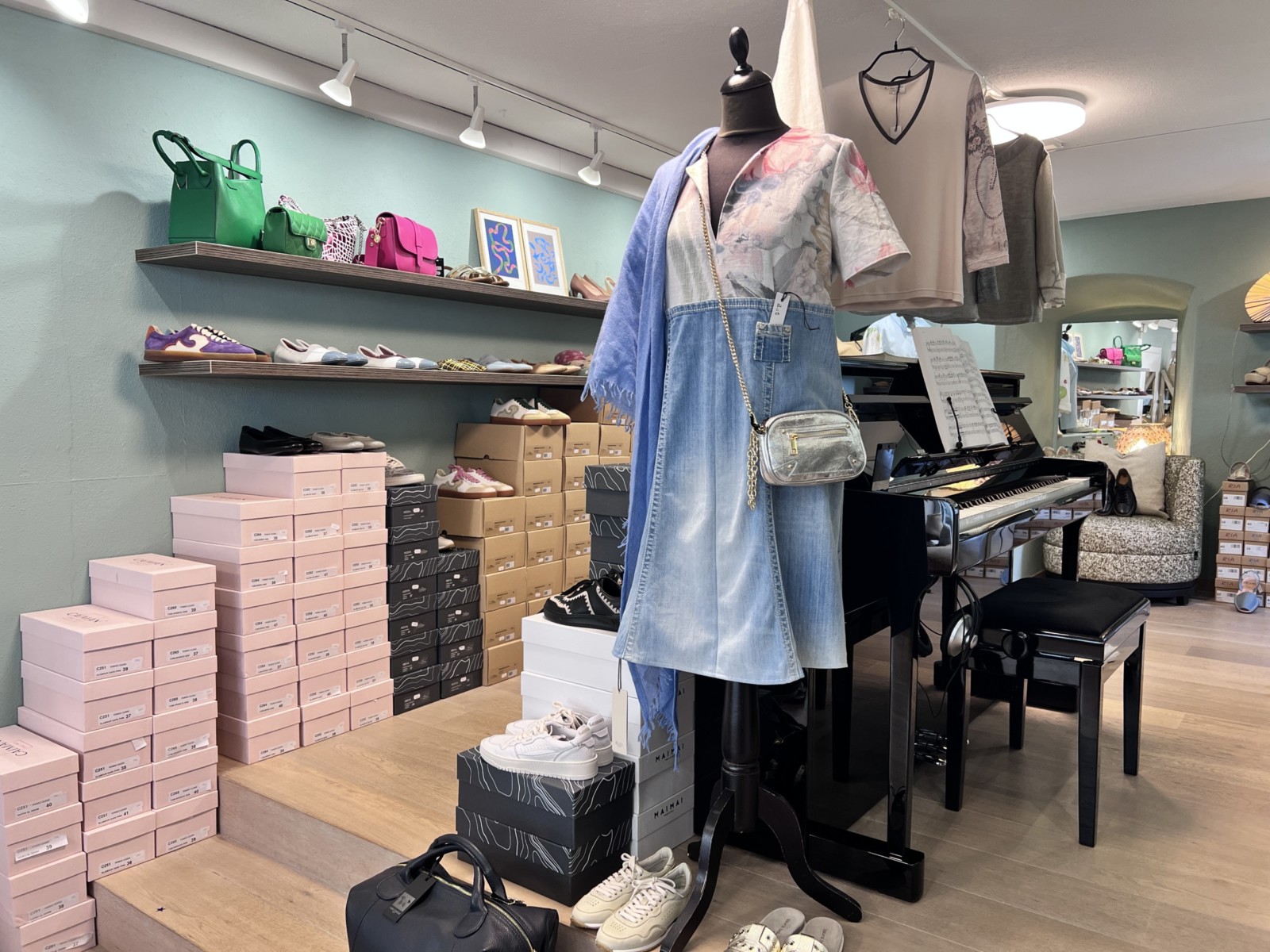 Melablu Juni2025 mit Mirjam Roosdorp scaled